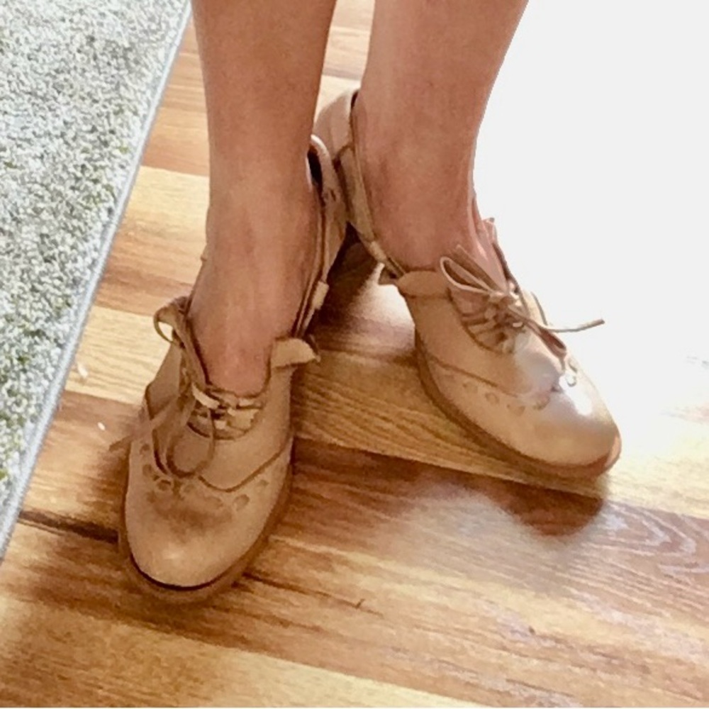 Morenatom Tan Leather Lace-Up shoes